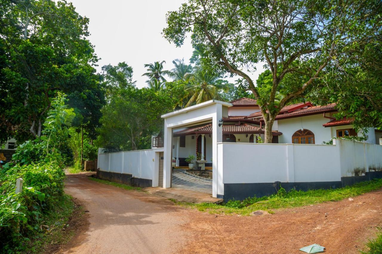 Villa Kumana - Unawatuna Galle Exterior foto
